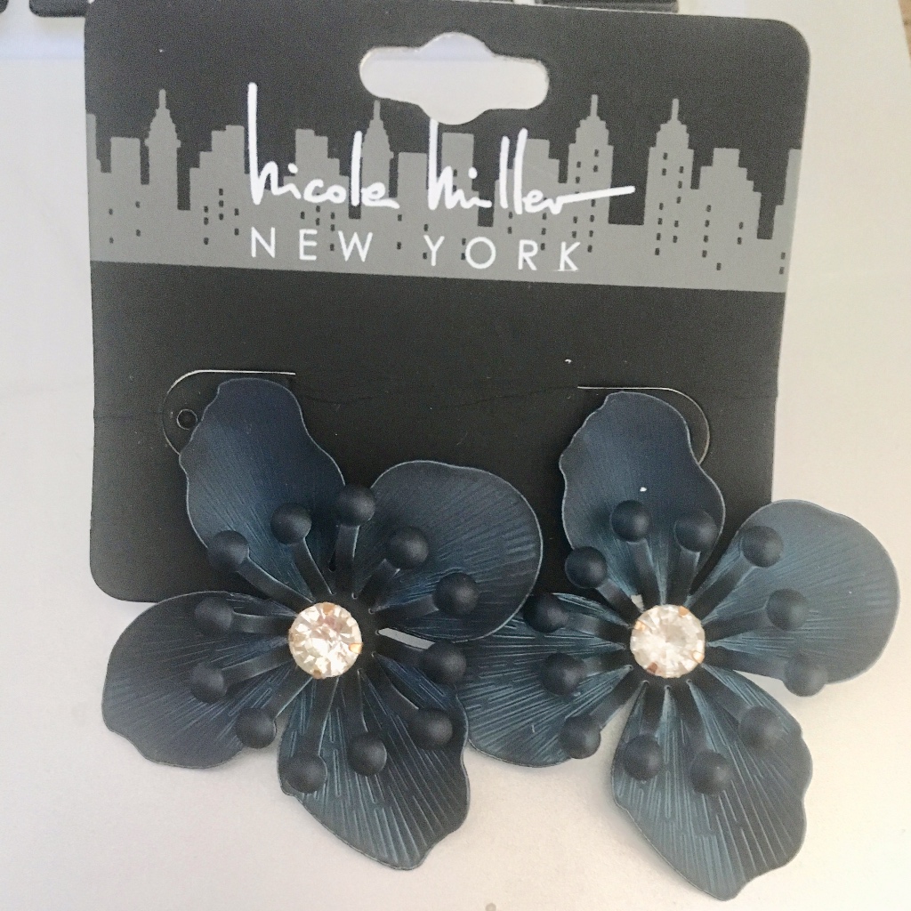 Nicole Miller 3 D Floral Earrings Dark Teal Denim 20$